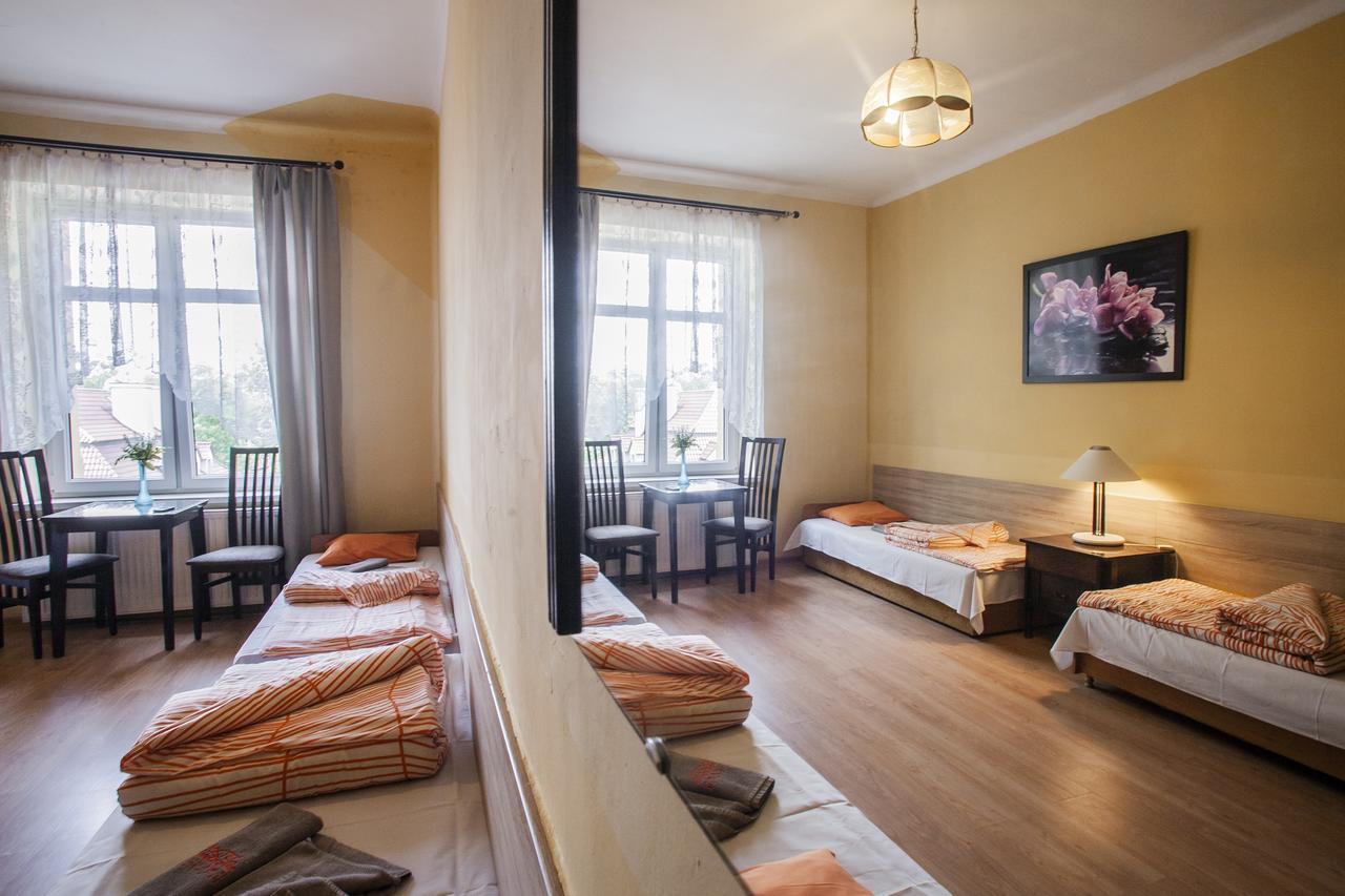 Momotown Privates Bed and Breakfast Kraków Exteriör bild