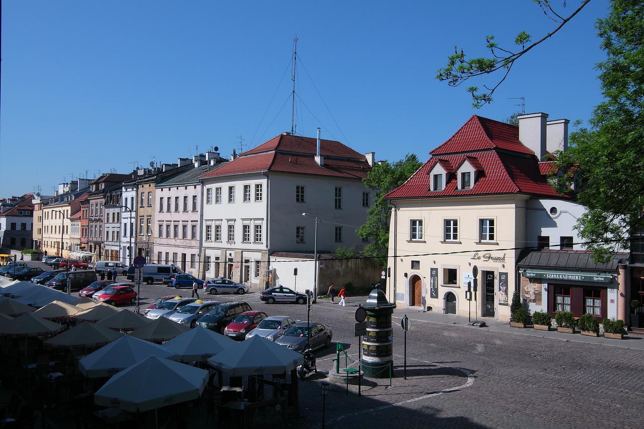Momotown Privates Bed and Breakfast Kraków Exteriör bild